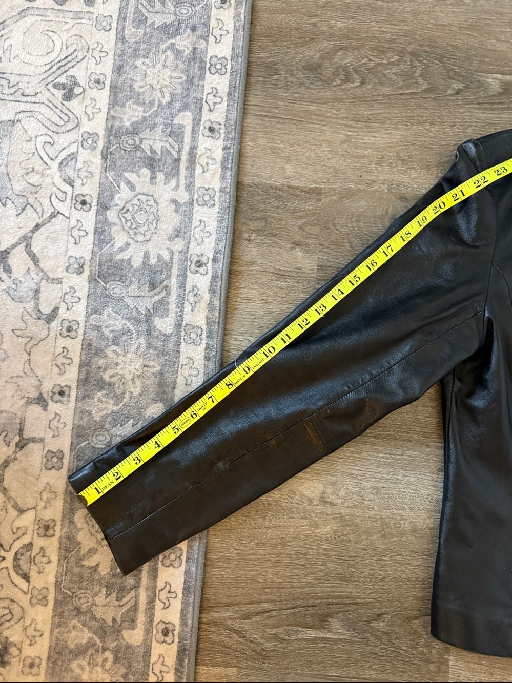 bagatelle SZ M zip front leather jacket. Round neck trim fit. Great condition - Picture 7 of 12